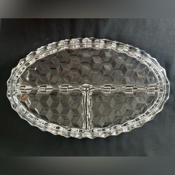 FOSTORIA American UV tested authentic.3 Part Divided Relish/Snack/Olive/Nut Dish - Picture 10 of 13